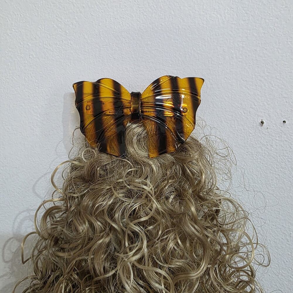ESTETICA DESIGNS Long Curly Ponytail 24" Hair Extension Butterfly Barrette Clip - Picture 3 of 6